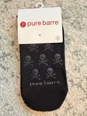 Pure Barre Black Skull Socks NWT